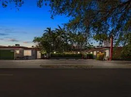 Spacious 1BR in Hollywood FL – Pet-Friendly Parking