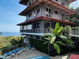 Manuel Antonio Condo 4 personnes 2 lits，位于奎波斯城的酒店