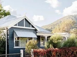 Corner Cottage Bright