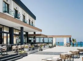 Shayna Beach Club