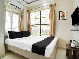 Collection O Bangalore Near Reva Circle，位于耶拉汉卡的酒店