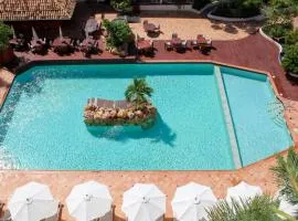 蓝宝石海滩俱乐部度假酒店