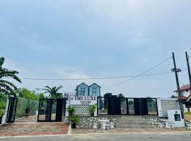 The Luxe Event Stay Kg Separa, kulai，位于古来的酒店
