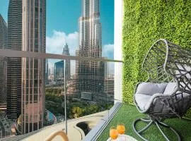 Burj View Luxury 2BR Apartment In Downtown Dubai
