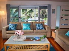 Blue Vogue Apt at Blueys Beach，位于布鲁斯海滩的酒店