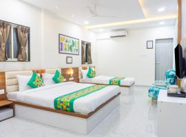 Treebo Aura Inn Regency，位于浦那的酒店
