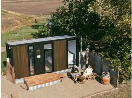 Matakanui Retreat 2 by Tiny Away，位于Omakau的酒店