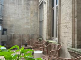 Auberge de jeunesse HI Avignon，位于阿维尼翁的酒店