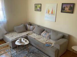 SkyBreak Apartment，位于Ledine的酒店