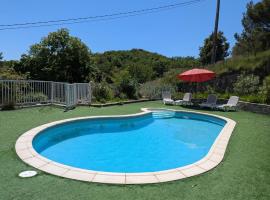 G&icirc;te - Chez Gabriel et Julie，位于Viviers的豪华帐篷营地