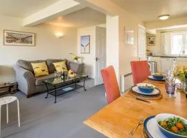 3 Bell Lodge - near Thorpeness Country Club and the beach - Aldeburgh Coastal Cottages