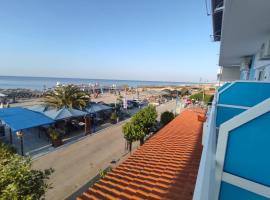 Thalassion Rooms，位于尼欧波洛伊的酒店