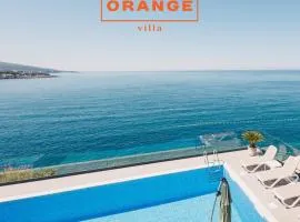 Orange Villa - 7 Bedrooms - 5 Star Location - Views - Pool