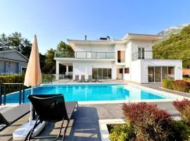 Signature Villa