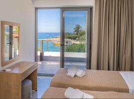 Phoenix Coastal Heaven，位于鲁特罗的酒店