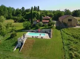 Chambres à la Ferme de Pouzatel proche Bonaguil