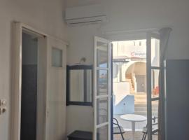 Room Stelios On The Beach，位于纳克索乔拉的青旅