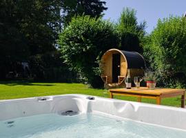 Africando - Spa & Sauna，位于Rhisnes的酒店