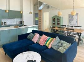 Modern House In Second Row At Rude Strand，位于欧德尔的酒店