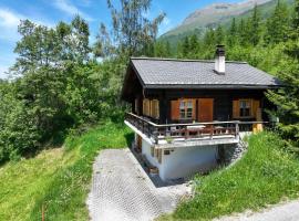 Chalet Coquelicot by Interhome，位于琪纳尔的酒店