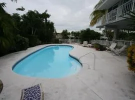 One Particular Harbor - Waterfront Pool Home Near the Beach, 80' Dock