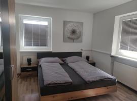 Groassehof Haus Gstrein Ferienwohnung 2，位于Imsterberg的酒店