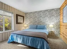 Condo Overlooking Slopes