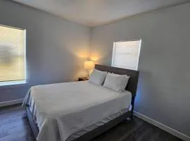 Charming 1BR Dallas Fourplex Affordable Comfort