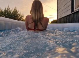 Twoja Stara Chata z Sauną i Jacuzzi，位于Skierbieszów的酒店