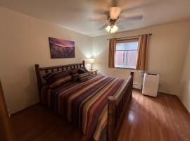 Sun Outdoors Yellowstone North，位于加德纳的酒店