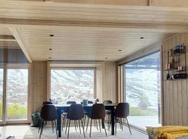 Cozy Family Cabin In Uniquely Situated Hiking Area，位于Indre Standal的酒店