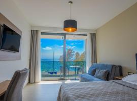 Maresole Beachfront Residence，位于波雷奇的酒店