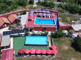 Red Apartman