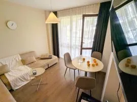 Cozy apartment on Sunny Beach