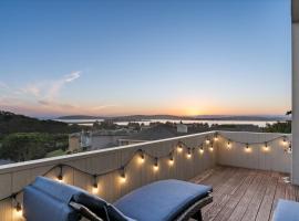 Breathtaking Ocean Views The perfect Family Escape，位于博德加湾的酒店