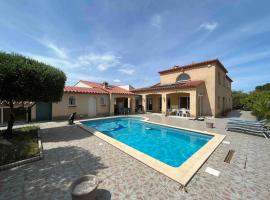 Villa XXL Méditerranée 6 suites parentales 250m2，位于索雷德的酒店