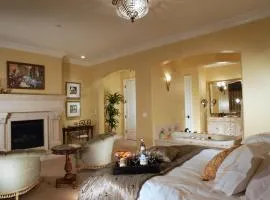 Villa Arden Hills