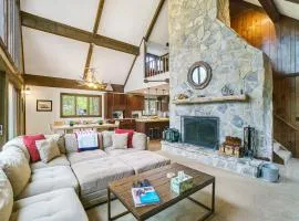 5br, 9 Beds Sleeps 14 Game Room, Pool Access