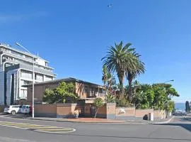 ALBATROSS SUITE