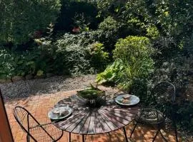 Modern Home Details Near Mariendal Beach