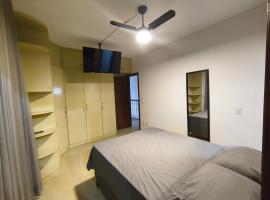 Hostel com Piscina - Carlos Prates - Belo Horizonte，位于贝洛奥里藏特的酒店