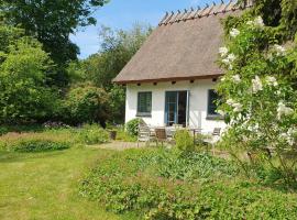 Colour Joy In Thatched House Of The North Coast，位于韩德斯泰德的酒店