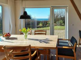 Peaceful Summer House Near Limfjorden，位于尼克宾摩斯的酒店