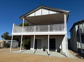 Koolywurtie，位于Pine Point的酒店