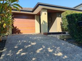 Ex-Display Comfort North Lakes Short Stay Haven，位于北湖的酒店
