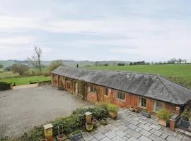 The Stables At Weedon Hill Farm