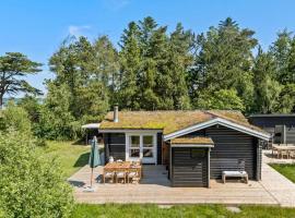 Lovely Home In Højslev With Kitchen，位于Lundø的酒店