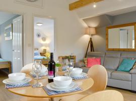 Purbeck Apartment，位于Chideock的酒店
