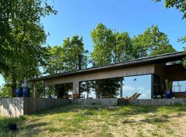 Elevated House With Tremendous View Near Horsens，位于欧德尔的酒店
