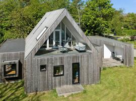 Modern Architectural House At Saxild Beach，位于欧德尔的酒店